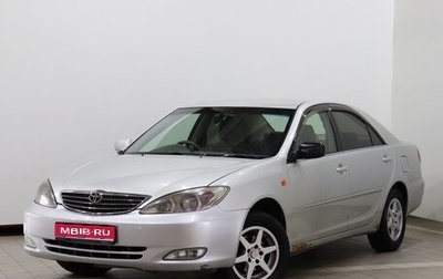 Toyota Camry V40, 2002 год, 640 000 рублей, 1 фотография