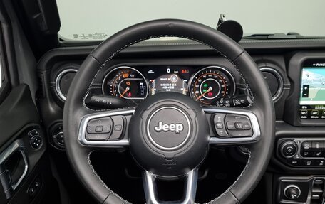 Jeep Wrangler, 2022 год, 4 345 000 рублей, 13 фотография