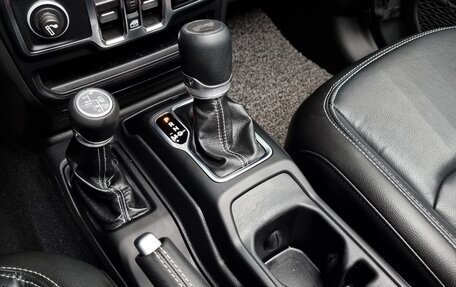 Jeep Wrangler, 2022 год, 4 345 000 рублей, 9 фотография