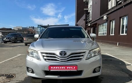 Toyota Camry, 2011 год, 1 250 000 рублей, 2 фотография