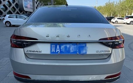 Skoda Superb III рестайлинг, 2021 год, 1 630 200 рублей, 5 фотография