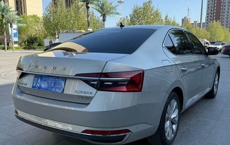 Skoda Superb III рестайлинг, 2021 год, 1 630 200 рублей, 6 фотография