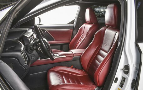 Lexus RX IV рестайлинг, 2016 год, 4 399 000 рублей, 10 фотография