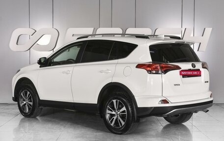 Toyota RAV4, 2017 год, 2 399 000 рублей, 2 фотография