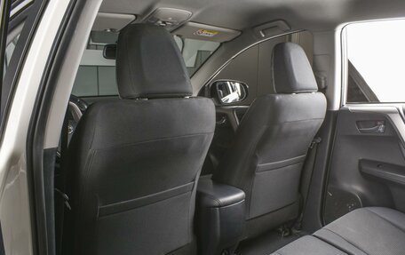 Toyota RAV4, 2017 год, 2 399 000 рублей, 11 фотография