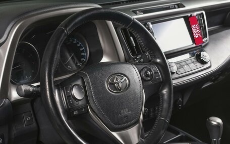 Toyota RAV4, 2017 год, 2 399 000 рублей, 19 фотография