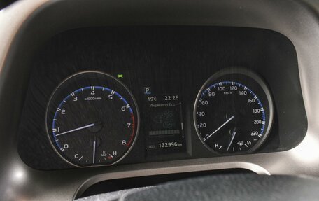 Toyota RAV4, 2017 год, 2 399 000 рублей, 22 фотография