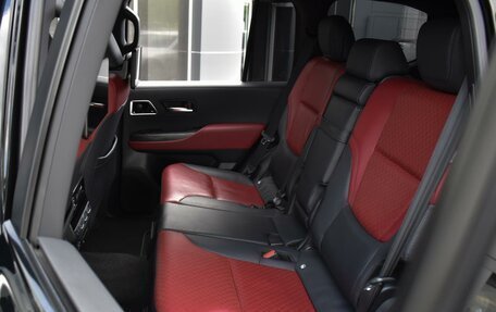 Toyota Land Cruiser, 2022 год, 12 350 000 рублей, 9 фотография