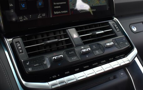 Toyota Land Cruiser, 2022 год, 12 350 000 рублей, 23 фотография