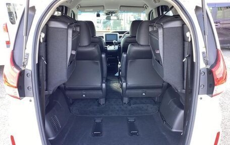 Honda Freed II, 2019 год, 1 074 000 рублей, 21 фотография