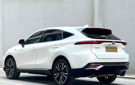 Toyota Venza, 2022 год, 3 650 000 рублей, 5 фотография