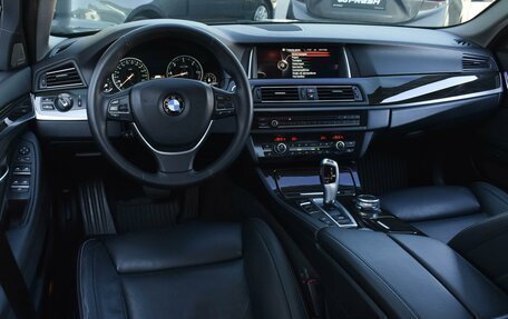 BMW 5 серия, 2016 год, 2 990 000 рублей, 7 фотография