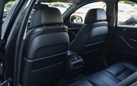 BMW 5 серия, 2016 год, 2 990 000 рублей, 12 фотография