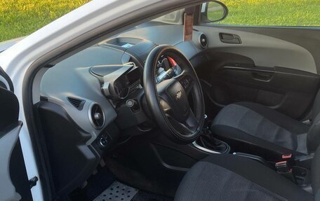 Chevrolet Aveo III, 2014 год, 730 000 рублей, 6 фотография