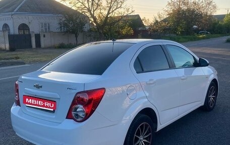 Chevrolet Aveo III, 2014 год, 730 000 рублей, 11 фотография