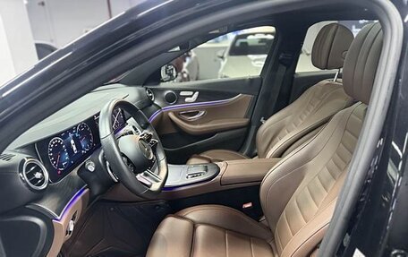 Mercedes-Benz E-Класс, 2022 год, 4 490 000 рублей, 12 фотография