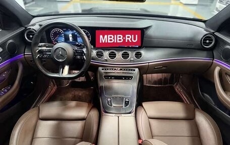 Mercedes-Benz E-Класс, 2022 год, 4 490 000 рублей, 13 фотография