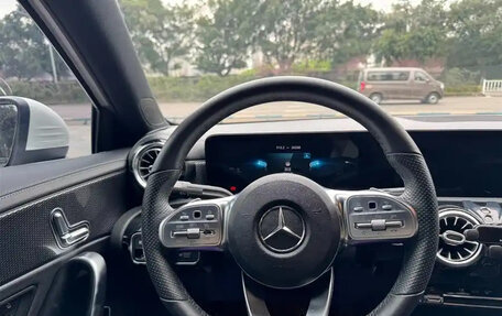 Mercedes-Benz A-Класс, 2021 год, 1 850 000 рублей, 7 фотография