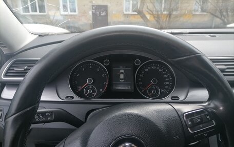 Volkswagen Passat B7, 2011 год, 900 000 рублей, 5 фотография
