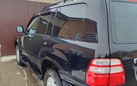 Toyota Land Cruiser 100 рестайлинг 2, 2004 год, 1 850 000 рублей, 4 фотография