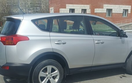 Toyota RAV4, 2013 год, 2 150 000 рублей, 4 фотография