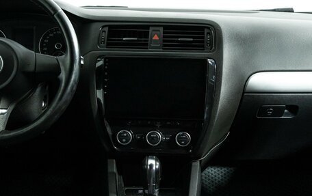 Volkswagen Jetta VI, 2012 год, 899 777 рублей, 14 фотография