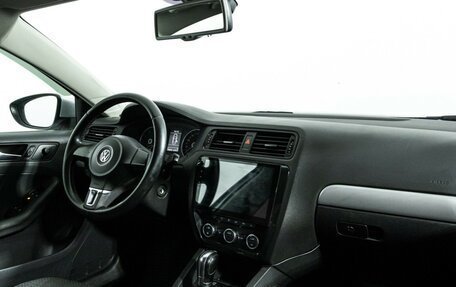 Volkswagen Jetta VI, 2012 год, 899 777 рублей, 9 фотография