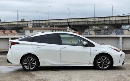 Toyota Prius IV XW50, 2021 год, 1 490 099 рублей, 5 фотография