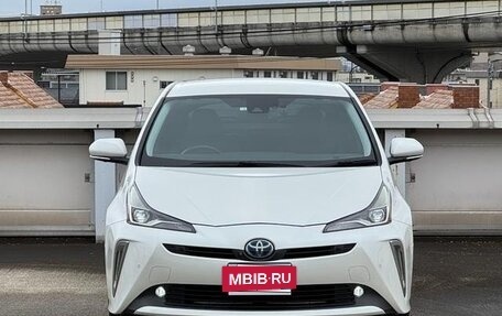 Toyota Prius IV XW50, 2021 год, 1 490 099 рублей, 2 фотография