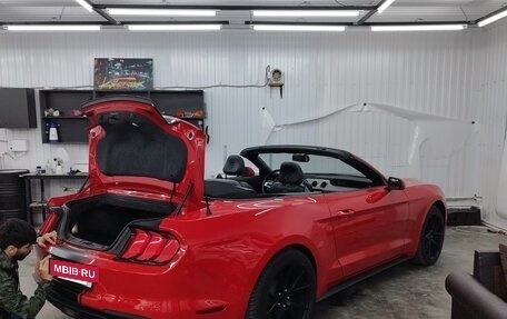 Ford Mustang VI рестайлинг, 2020 год, 4 500 000 рублей, 2 фотография