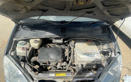 Toyota Prius IV XW50, 1998 год, 470 000 рублей, 9 фотография