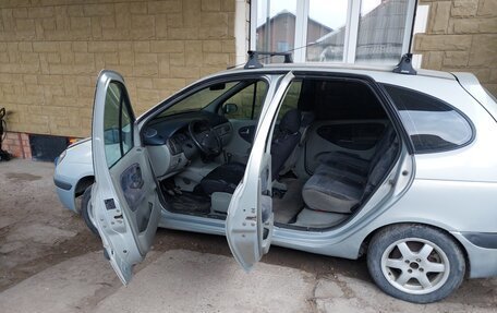 Renault Scenic III, 2000 год, 250 000 рублей, 3 фотография