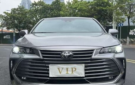 Toyota Avalon, 2022 год, 2 350 000 рублей, 3 фотография