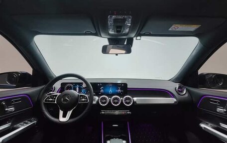 Mercedes-Benz GLB, 2022 год, 2 720 000 рублей, 12 фотография