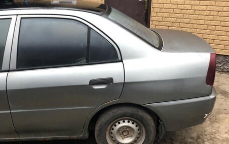 Mitsubishi Lancer VII, 2000 год, 150 000 рублей, 2 фотография