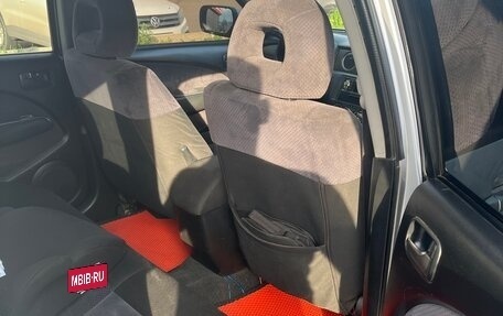Mitsubishi Outlander III рестайлинг 3, 2004 год, 420 000 рублей, 10 фотография
