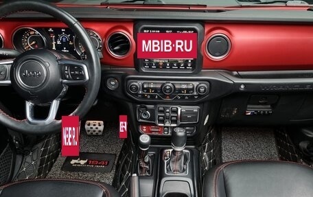 Jeep Wrangler, 2023 год, 5 520 000 рублей, 9 фотография