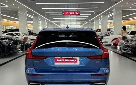 Volvo V60 II, 2021 год, 3 585 000 рублей, 5 фотография