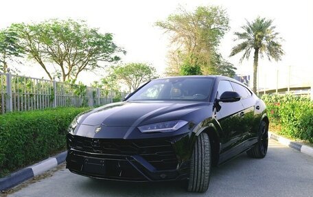 Lamborghini Urus I, 2022 год, 27 550 000 рублей, 2 фотография