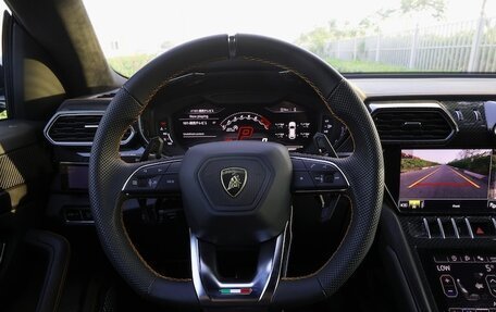 Lamborghini Urus I, 2022 год, 27 550 000 рублей, 8 фотография