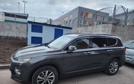 Hyundai Santa Fe III рестайлинг, 2018 год, 3 200 000 рублей, 1 фотография