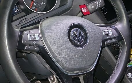 Volkswagen Tiguan II, 2018 год, 2 300 000 рублей, 8 фотография