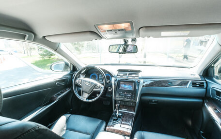 Toyota Camry, 2015 год, 2 360 000 рублей, 5 фотография