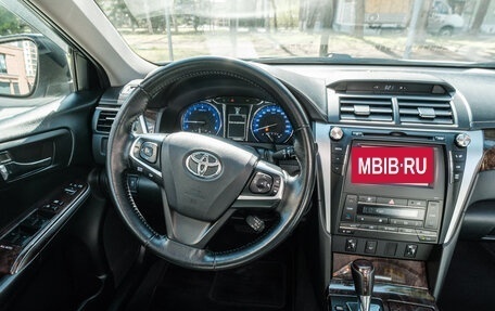 Toyota Camry, 2015 год, 2 360 000 рублей, 6 фотография