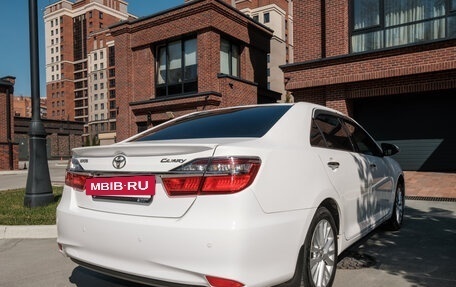 Toyota Camry, 2015 год, 2 360 000 рублей, 9 фотография