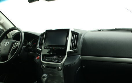 Toyota Land Cruiser 200, 2019 год, 10 506 000 рублей, 3 фотография