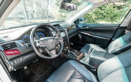 Toyota Camry, 2015 год, 2 360 000 рублей, 12 фотография