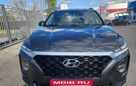 Hyundai Santa Fe III рестайлинг, 2018 год, 3 200 000 рублей, 7 фотография