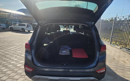 Hyundai Santa Fe III рестайлинг, 2018 год, 3 200 000 рублей, 21 фотография