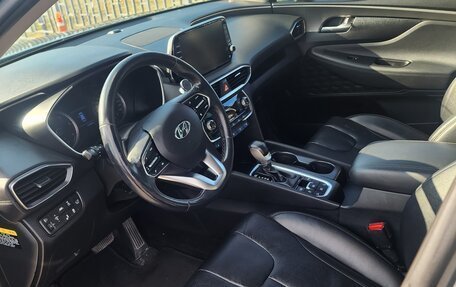 Hyundai Santa Fe III рестайлинг, 2018 год, 3 200 000 рублей, 28 фотография